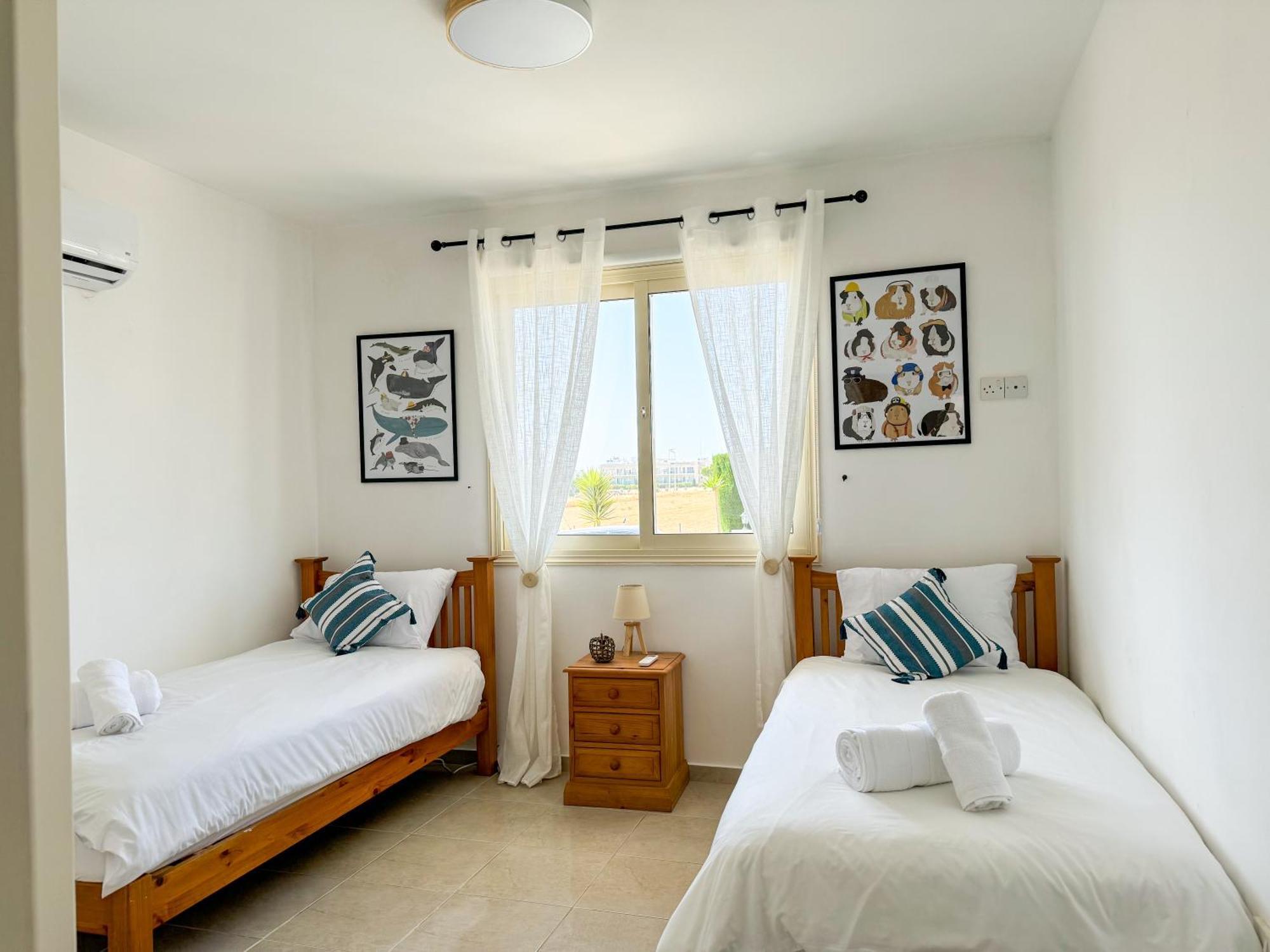 Appartamento Royal-Seacrest Oasis, Pool-Side Paphos Esterno foto